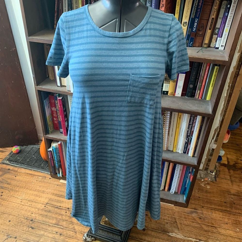 Lularoe blue striped knit high low comfortable S Carly dress